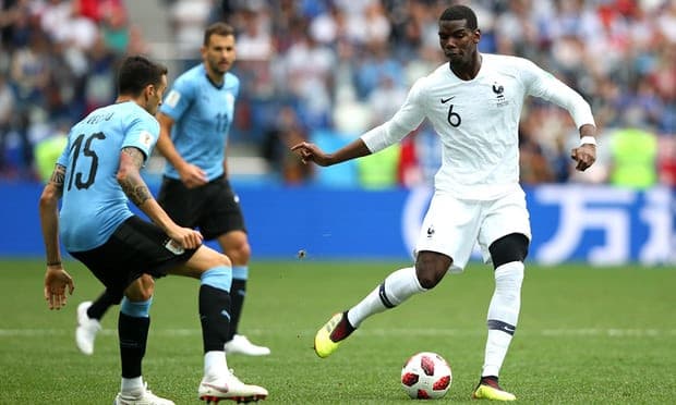 उरुग्वेविरुद्ध फ्रान्सलाई २–० को अग्रता