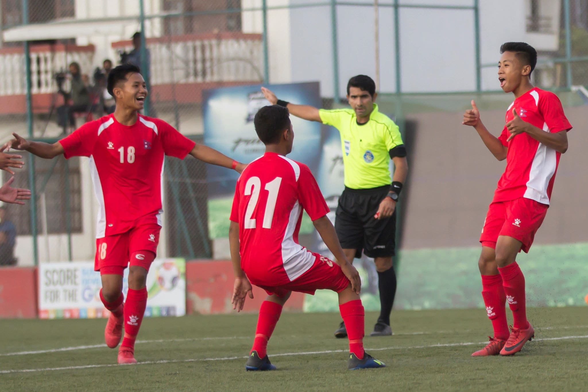 पाकिस्तान भर्सेस भुटान (लार्इभ भिडियाे)