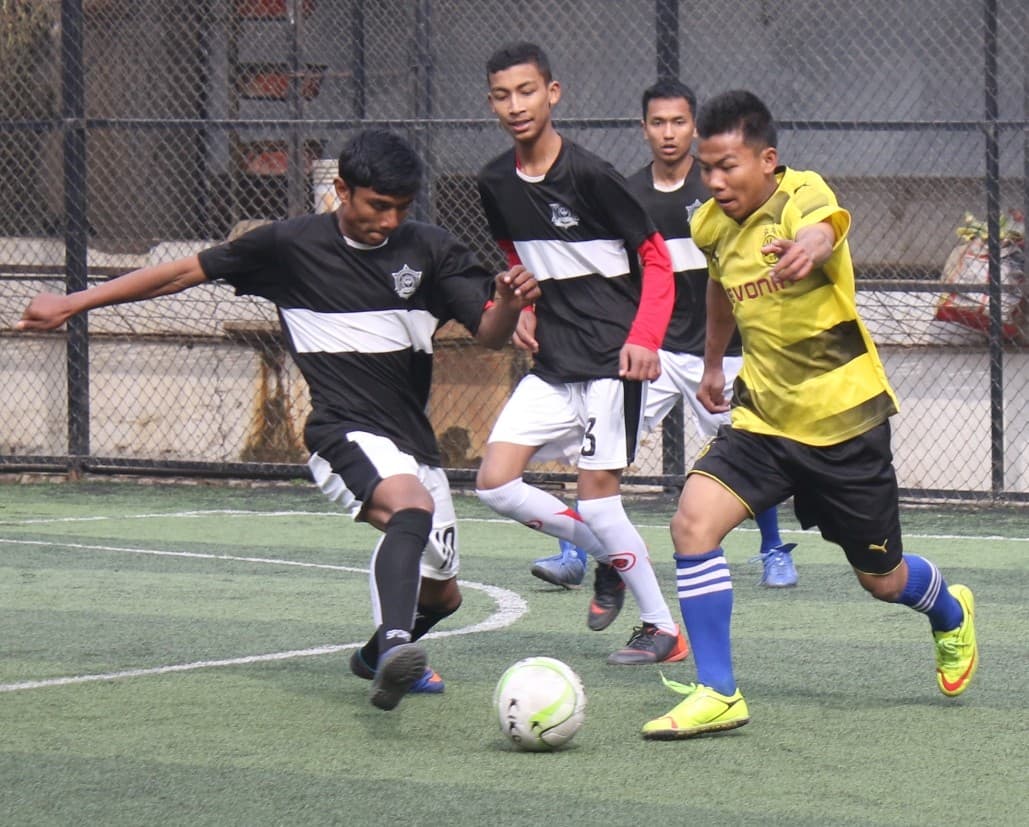 एक्सेल्सियरको सहज जित