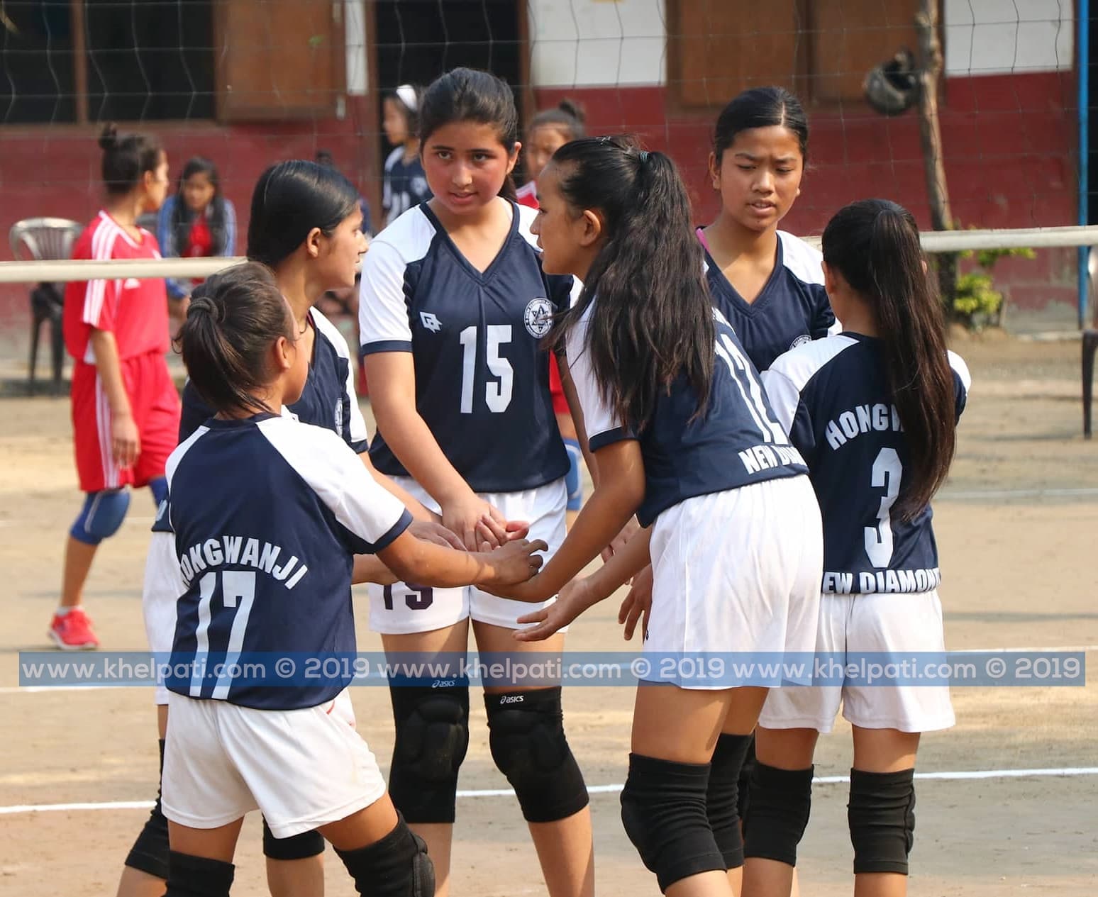 न्यू डायमण्ड र थ्री स्टार सेमिफाइनलमा