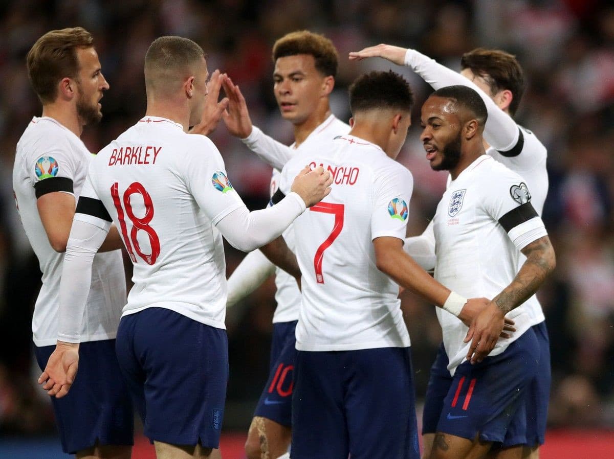 इंग्ल्यान्ड र आयरल्याण्ड भिड्दै