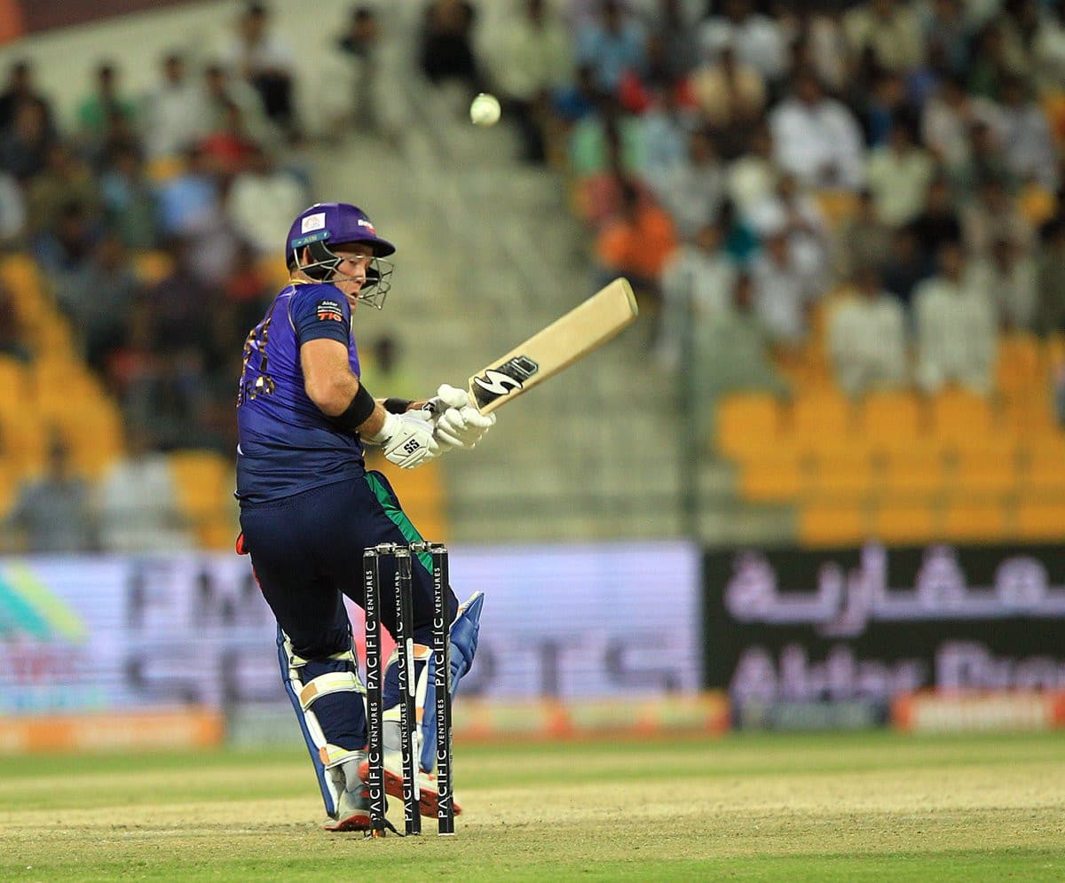 पारसको टिमलाई १ सय ३० रनको लक्ष्य