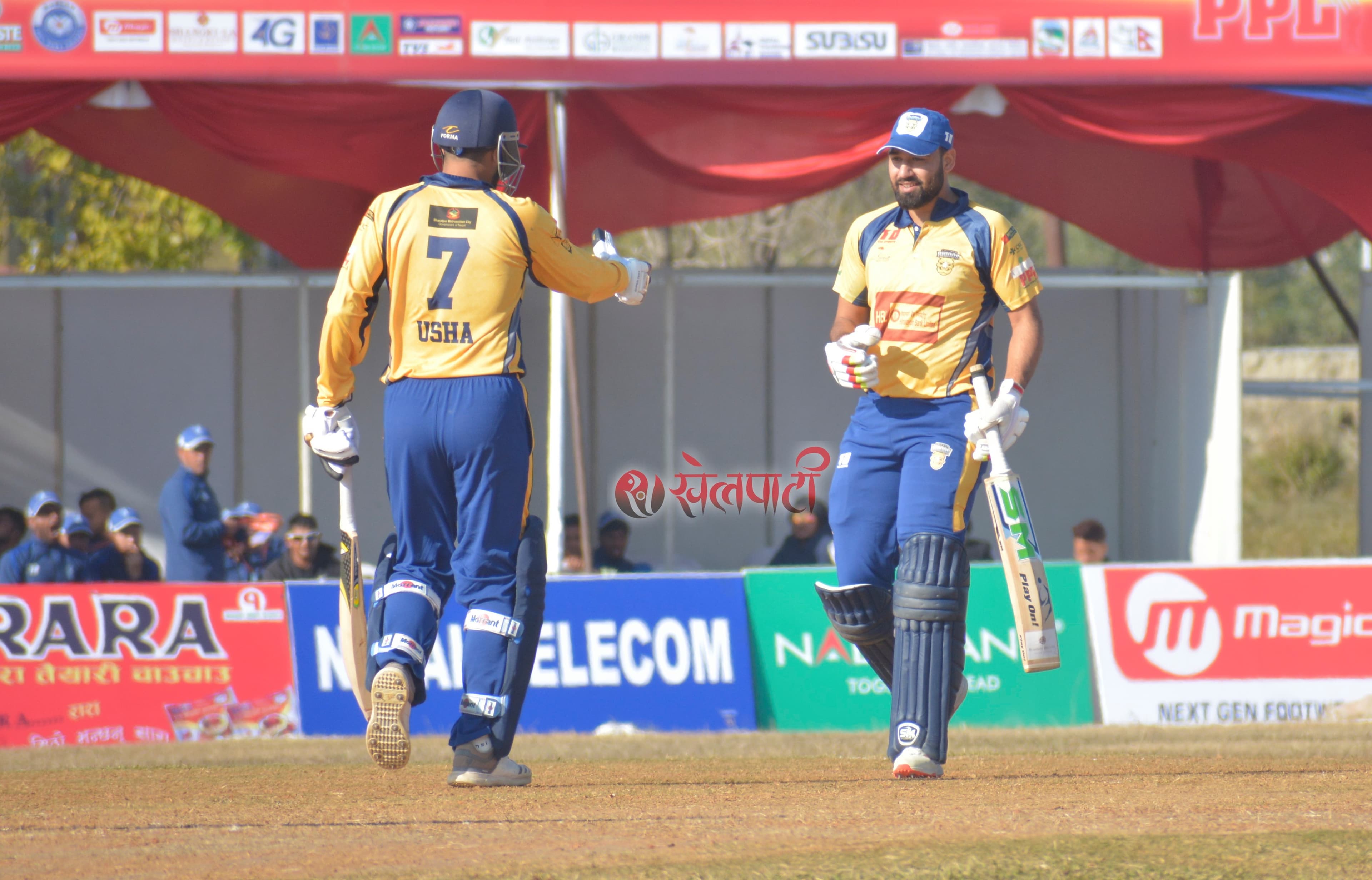 बुटवलविरुद्ध चितवन ब्याटिङमा