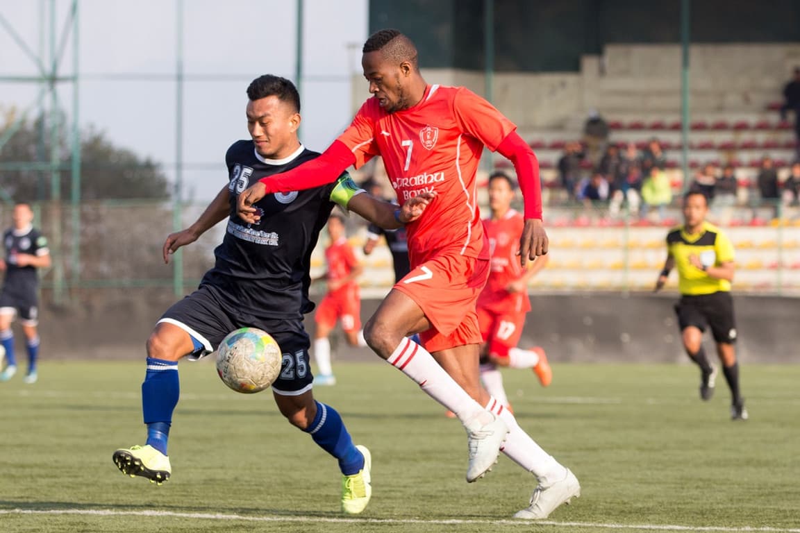 रेफ्रीलाई म्याच फिक्सिङकाे आरोप !