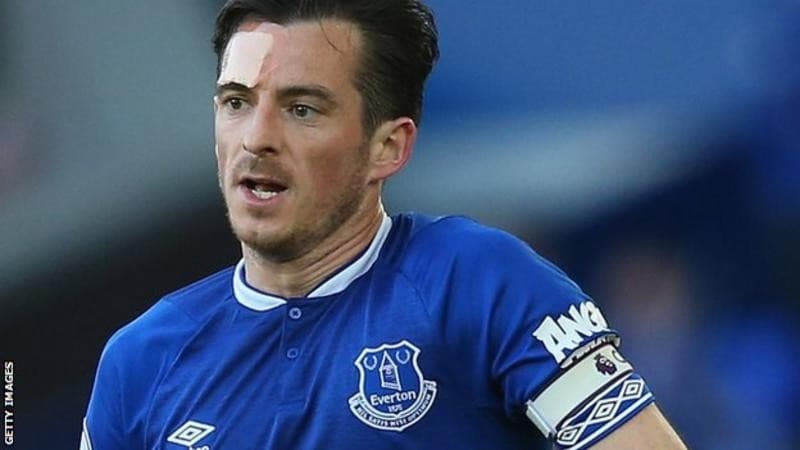 सम्झौता नवीकरण गर्न लेइटनलाई प्रस्ताव