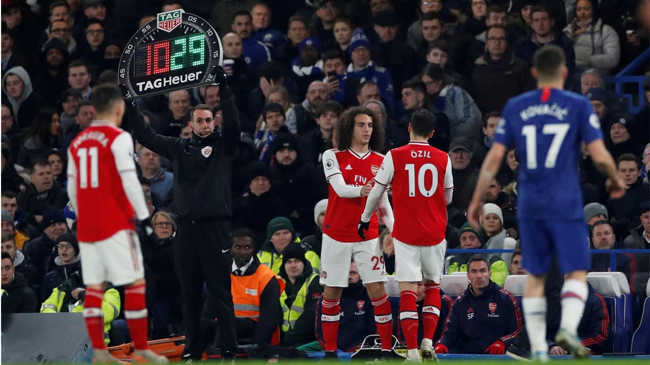 तीन खेलाडी मात्र परिवर्तन गर्न मिल्ने