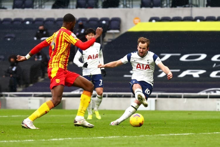 टोटेनहमको जितमा केन र सनको गोल