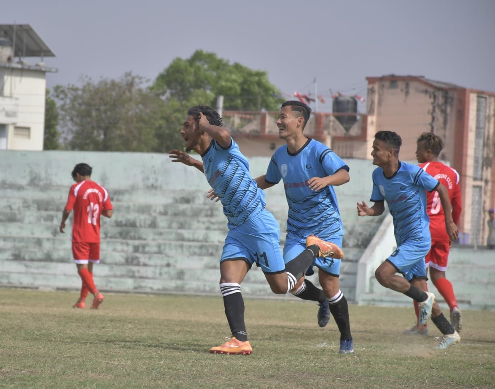 स्टार सिटी शीर्ष स्थानमा