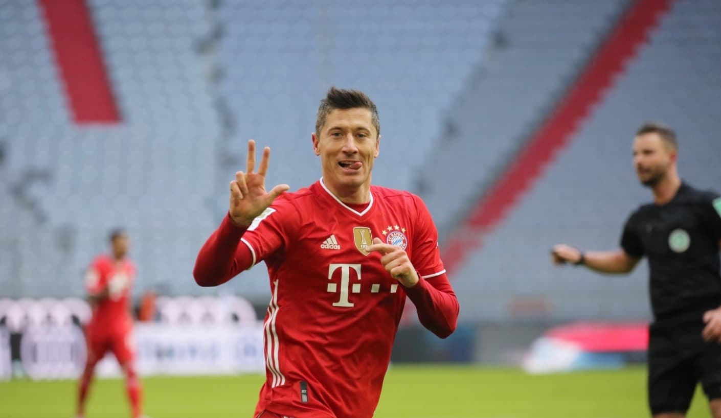 लेवान्डोस्कीको ह्याट्रिकमा बायर्नको सहज जित