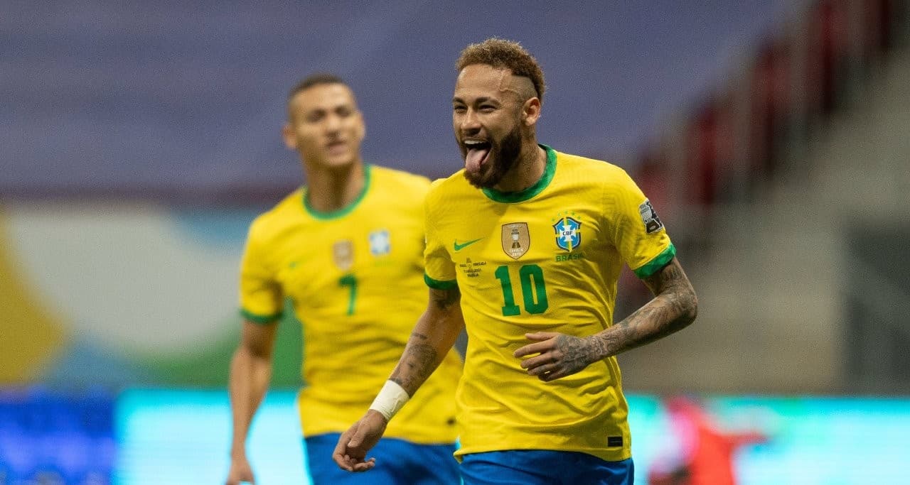 फाइनल पुग्ने योजनामा ब्राजिल