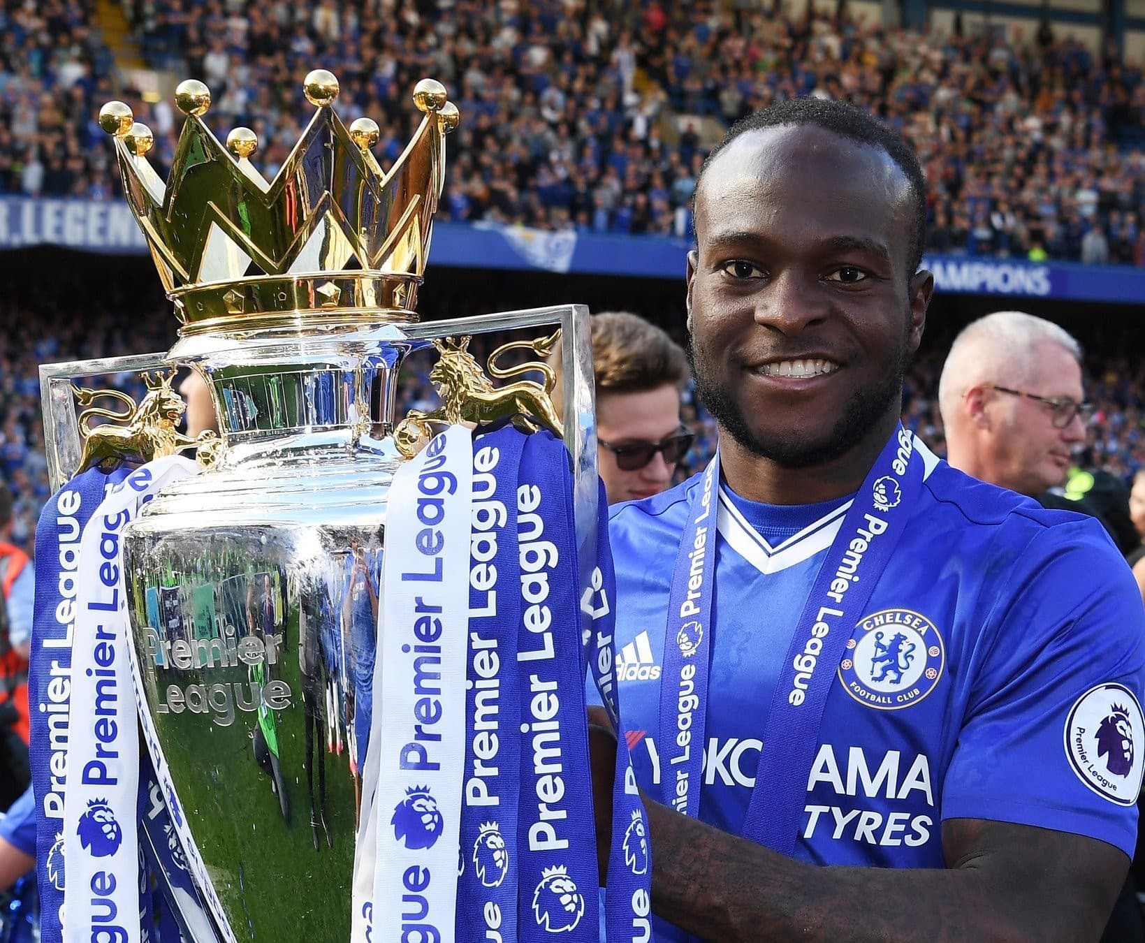 मोसेस स्थायी रुपमा मस्कोमा 