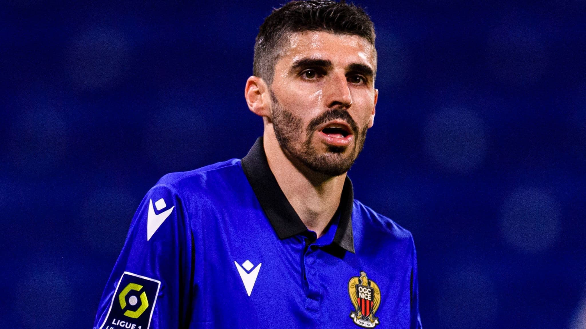 नर्विचले भित्र्यायो मिडफिल्डर पीएरे