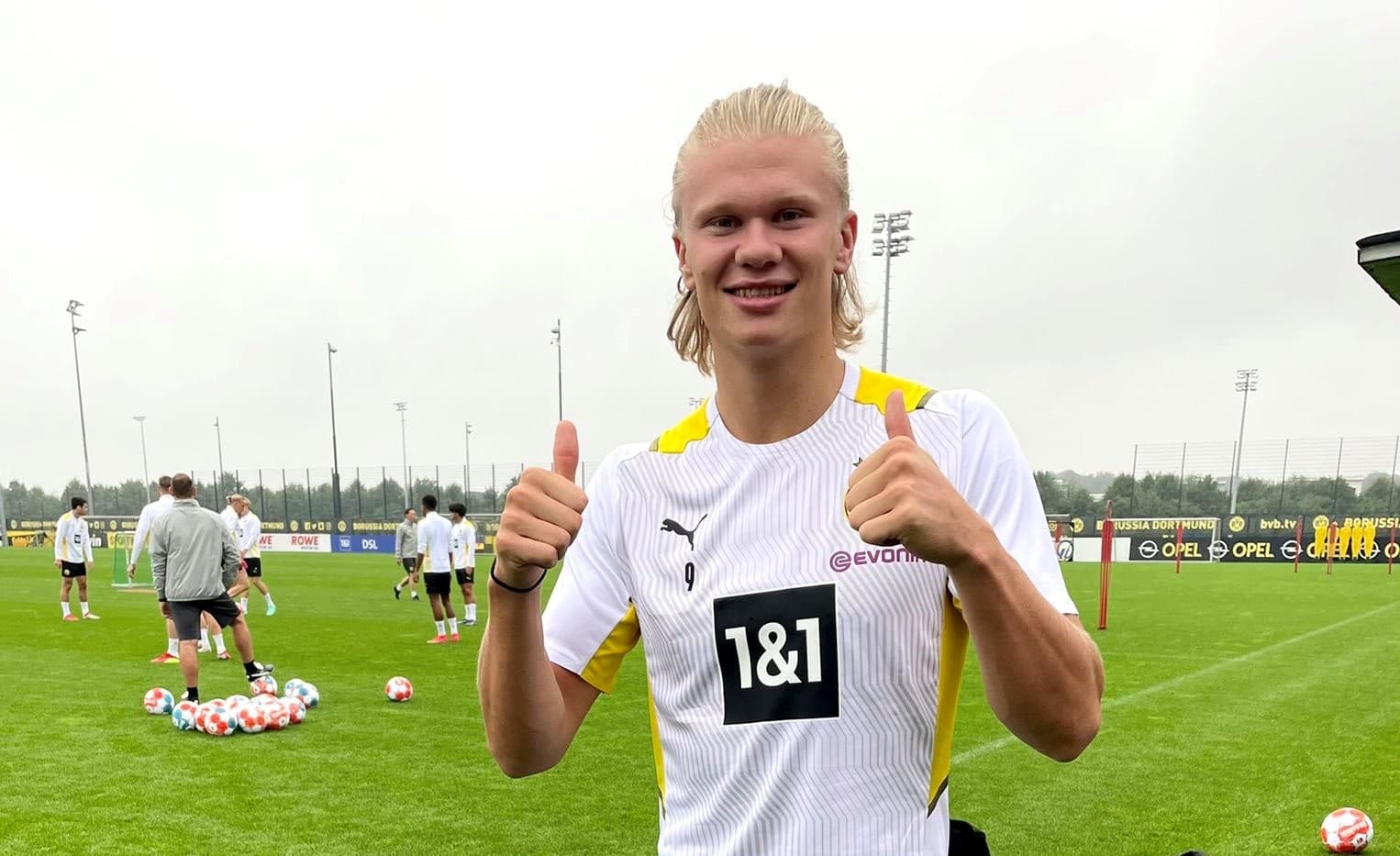 हालाण्ड डर्टमण्डको प्रशिक्षणमा फर्किए