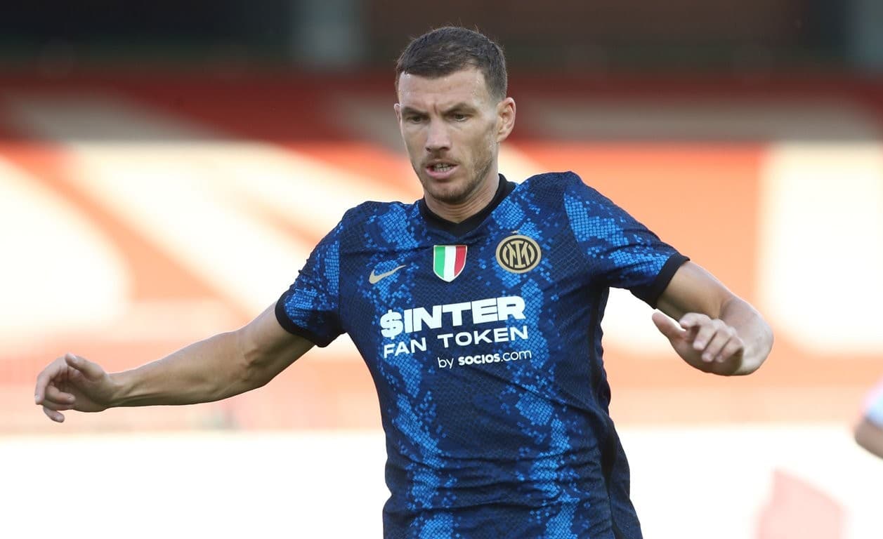 एडिन जेको इन्टरमा अनुबन्धित  