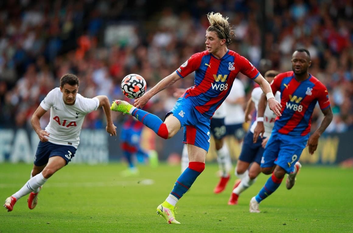 टोटेनहममाथि क्रिस्टलको सानदार जित  