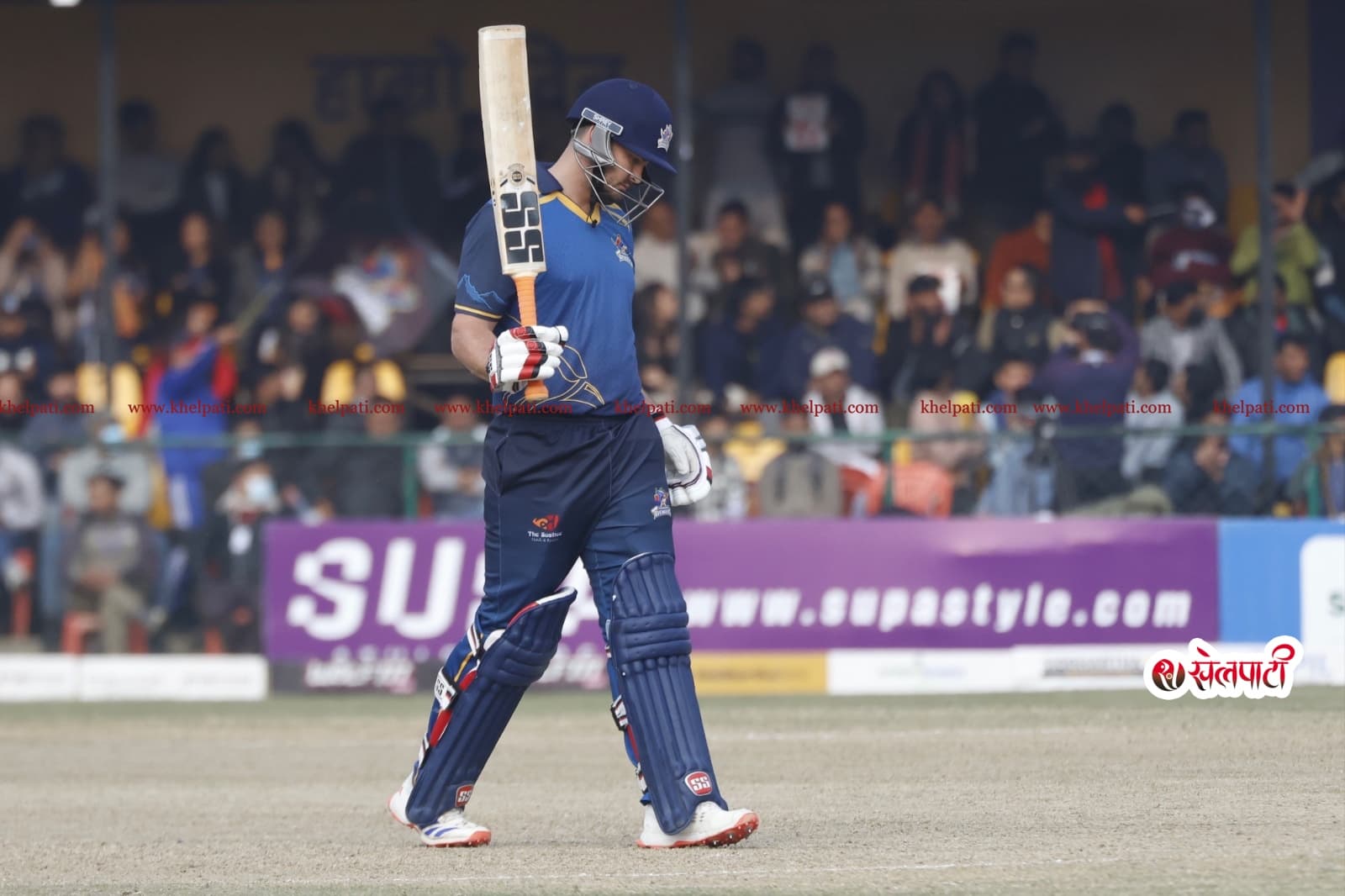 एनपिएलमा गौसको कीर्तिमानी शतक