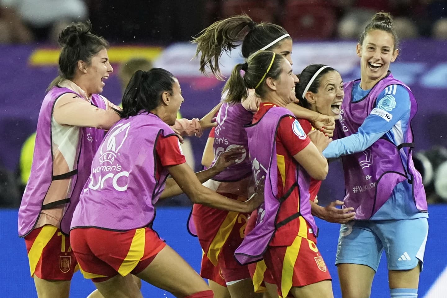 इतिहास बनाउँदै स्पेन फाइनलमा