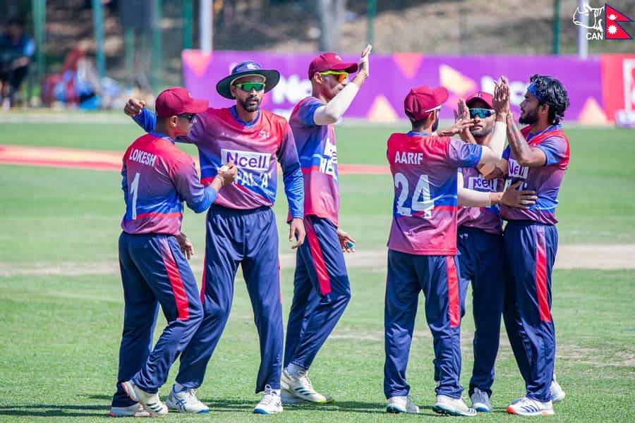 आयरल्यान्ड उल्भ्सले दियो नेपाललाई २२५ रनको लक्ष्य