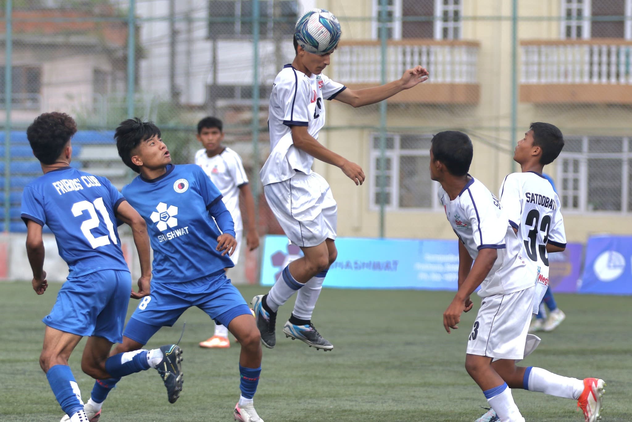 फ्रेन्ड्सको सहज जित