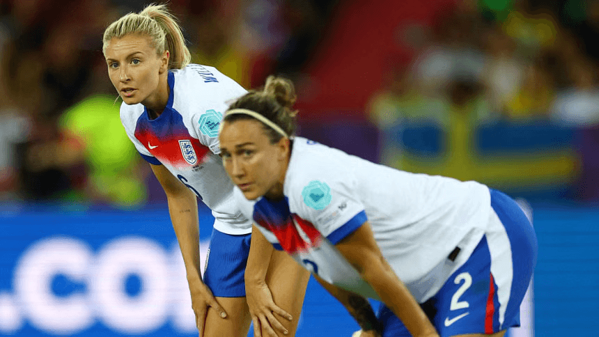 लुसी भन्छिन्– खेलसँगै महिला खेलाडीमाथि जातीय दुर्व्यवहार बढ्यो