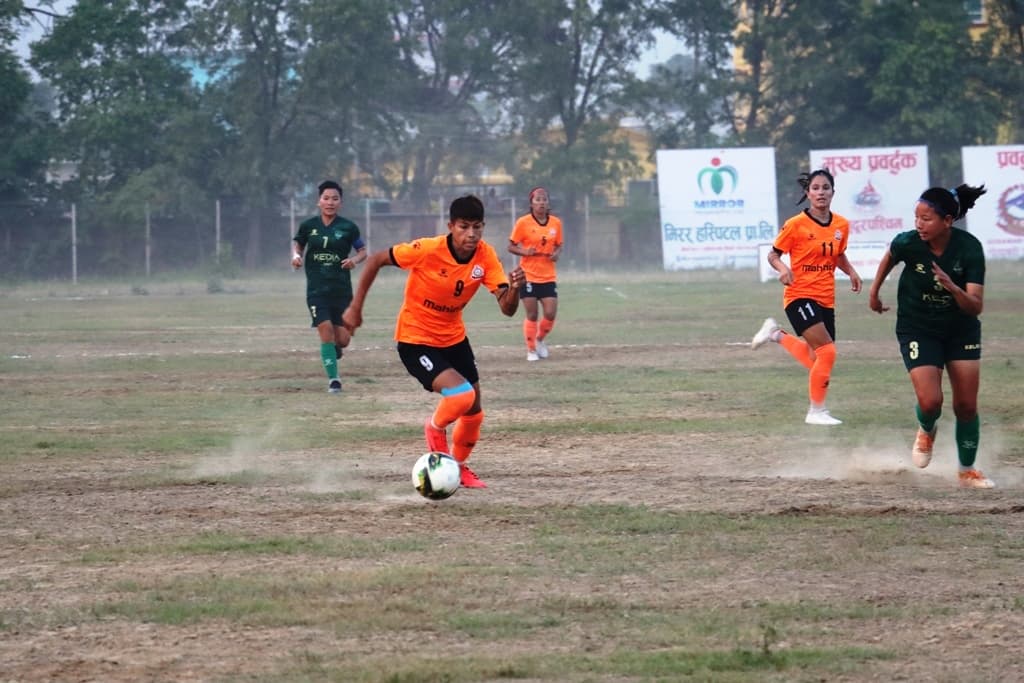 आर्मीलाई हराउँदै एपीएफ फाइनलमा