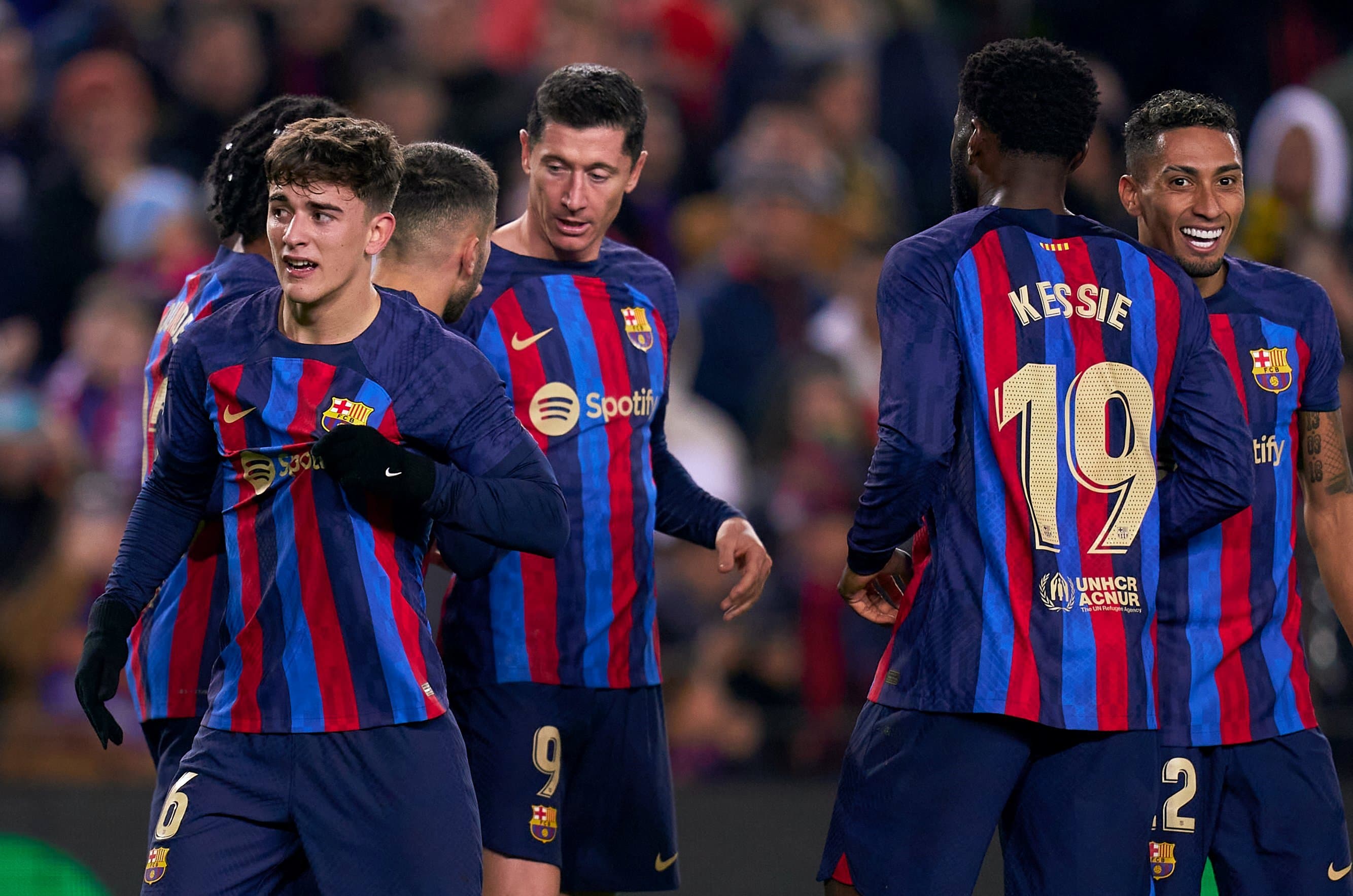 बार्सिलोनालाई आठ अंकको अग्रता