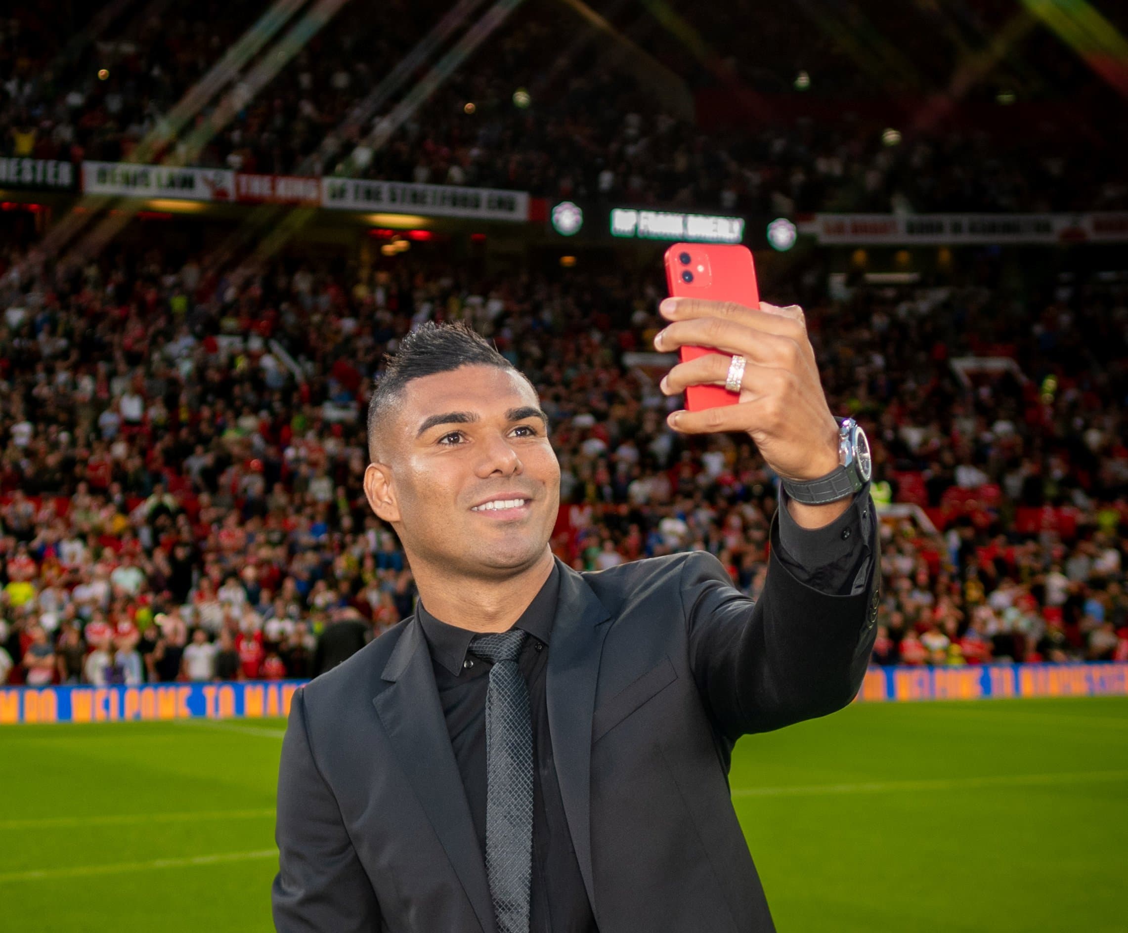 युनाईटेडद्वारा क्यासेमिरो सार्वजनिक