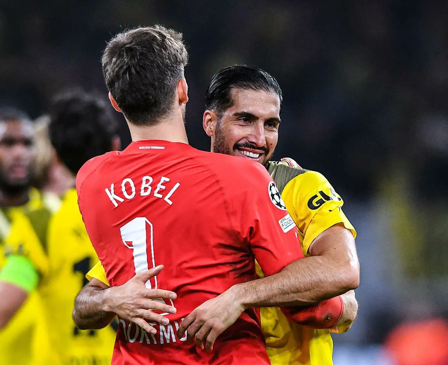 डर्टमण्ड नकआउट चरणमा