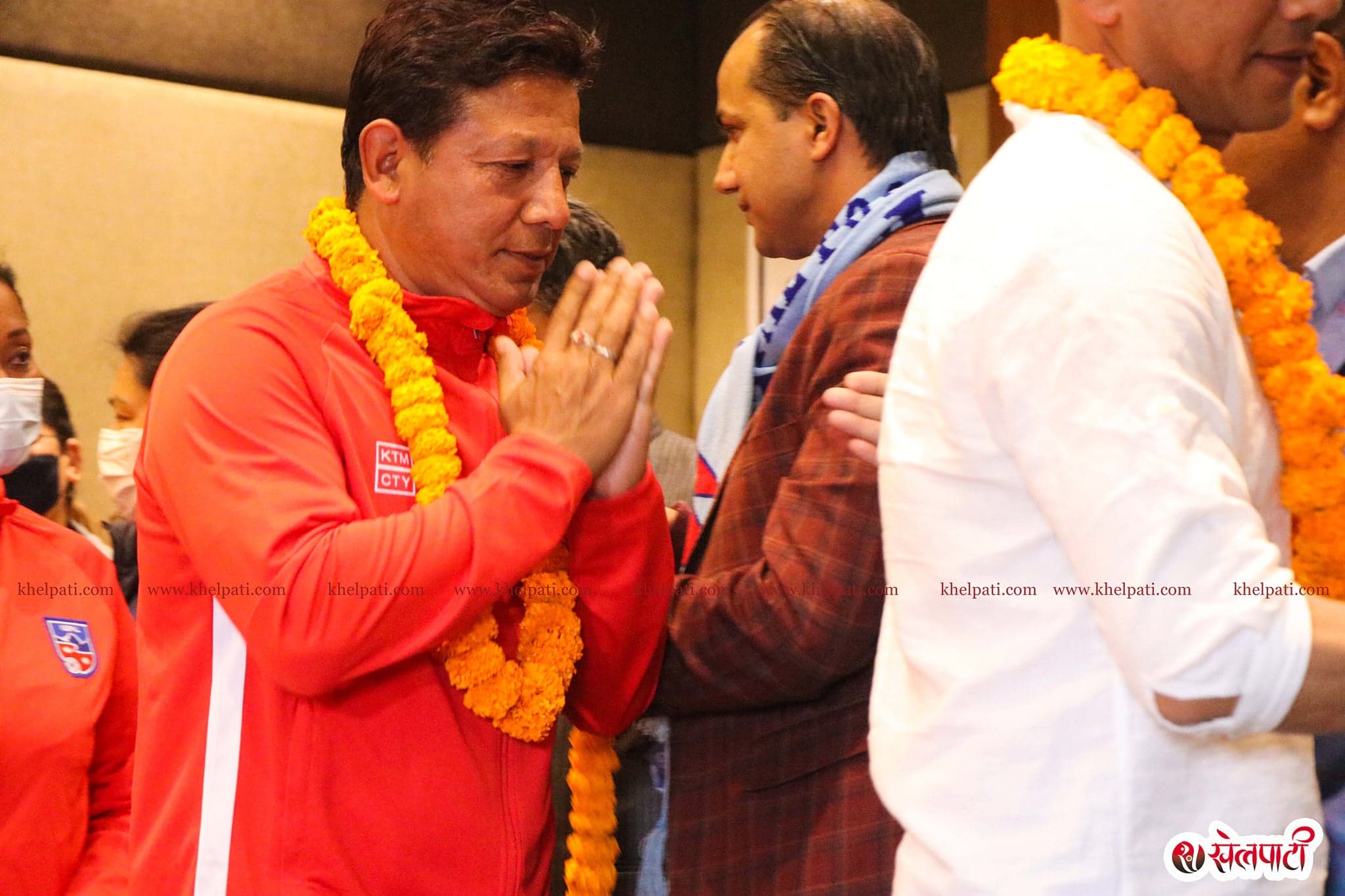 घरेलु टोलीसँग खेल्न गार्हो हुन्छ : प्रशिक्षक दर्शन