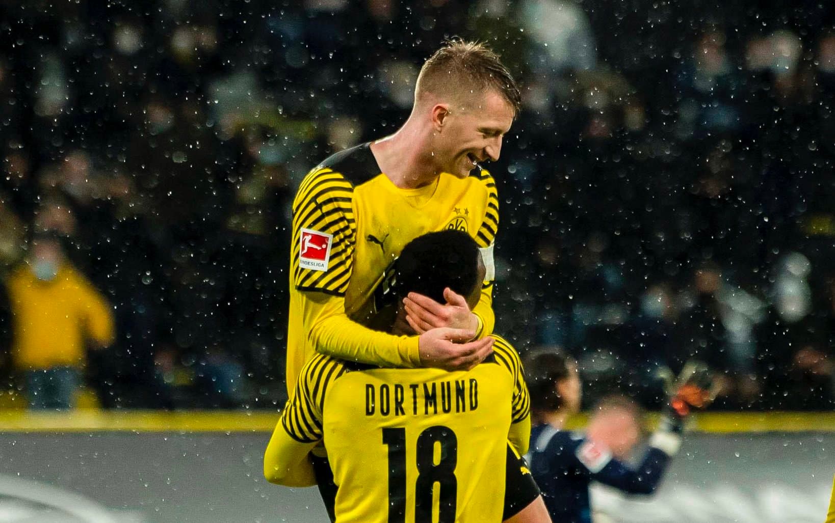 डर्टमण्डको आधा दर्जन गोल