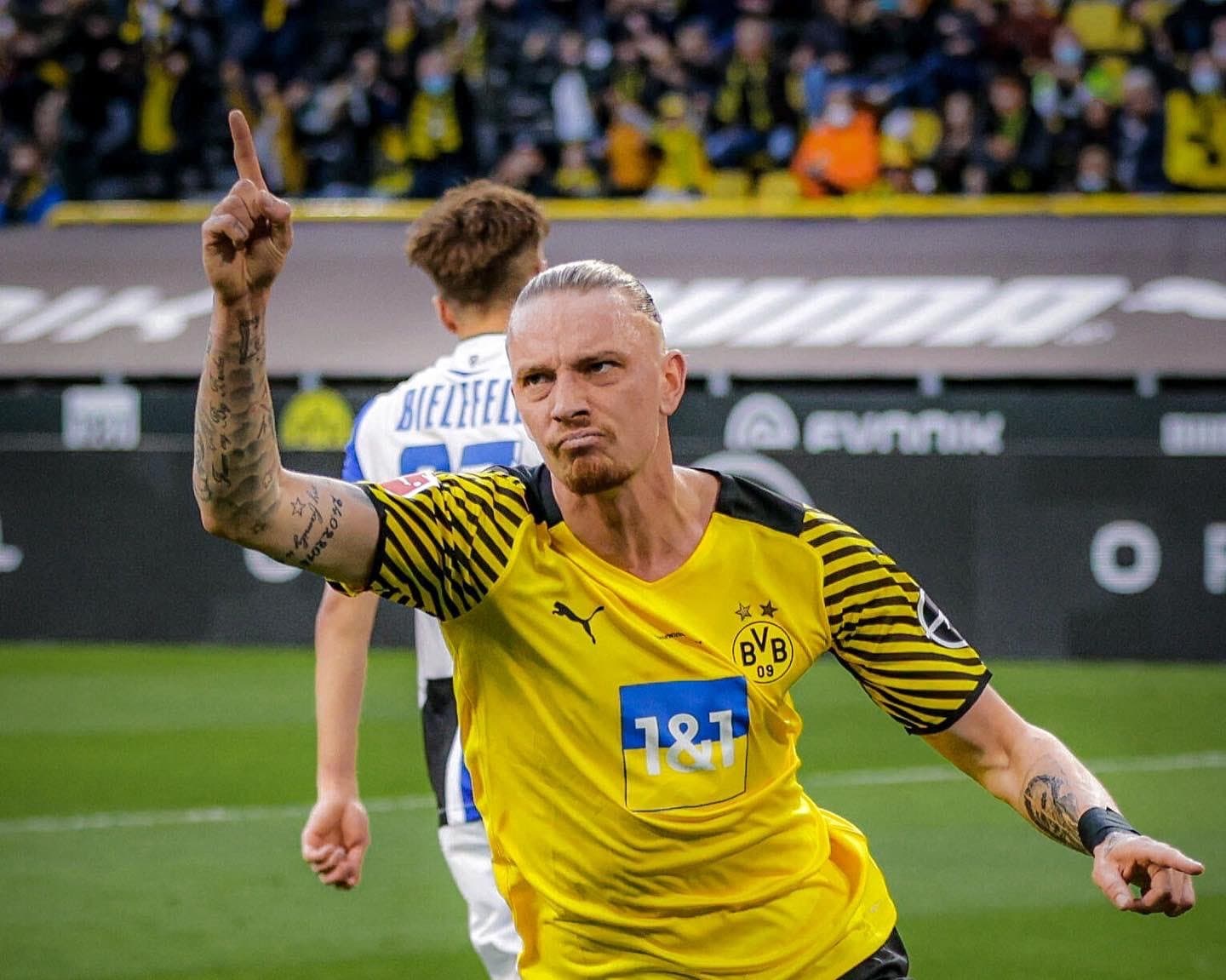 डर्टमण्डको साँघुरो जित