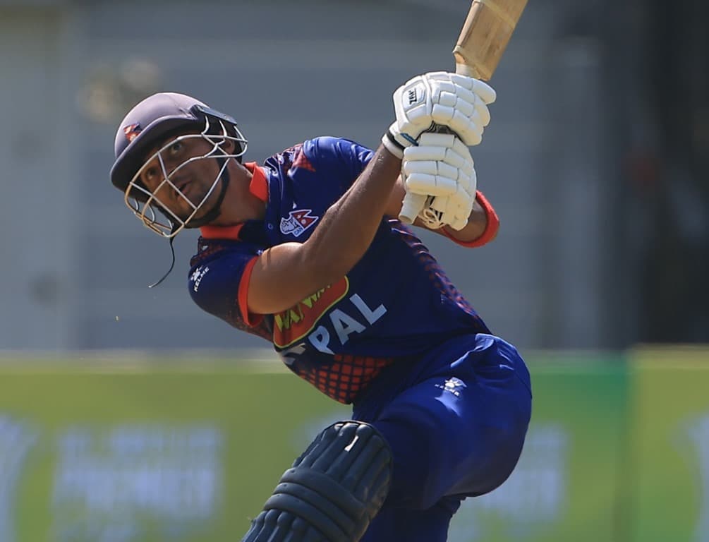 कप्तान देव खनालको अर्धशतक