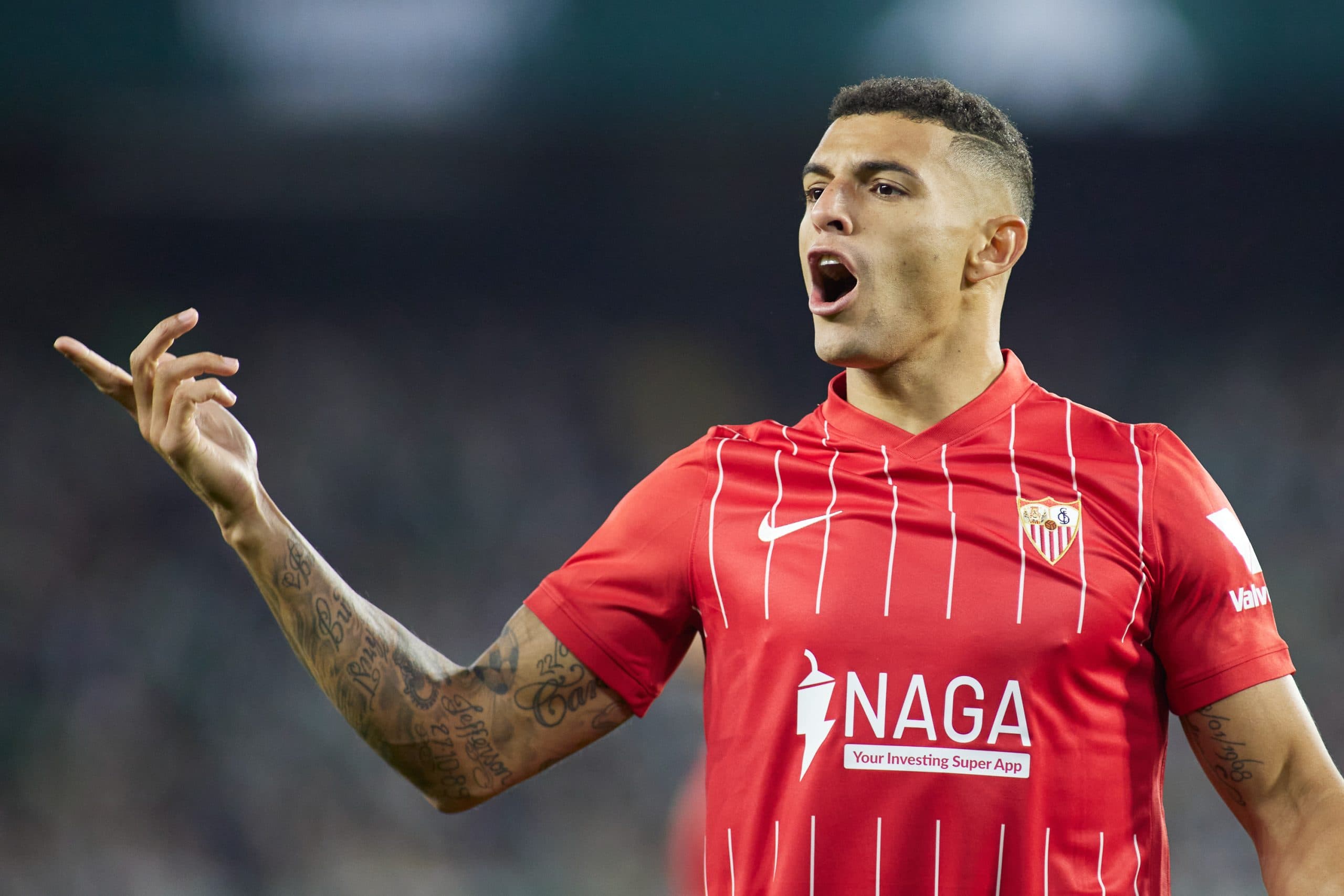 ब्राजिलियन डिफेन्डर कार्लोस भिल्लामा