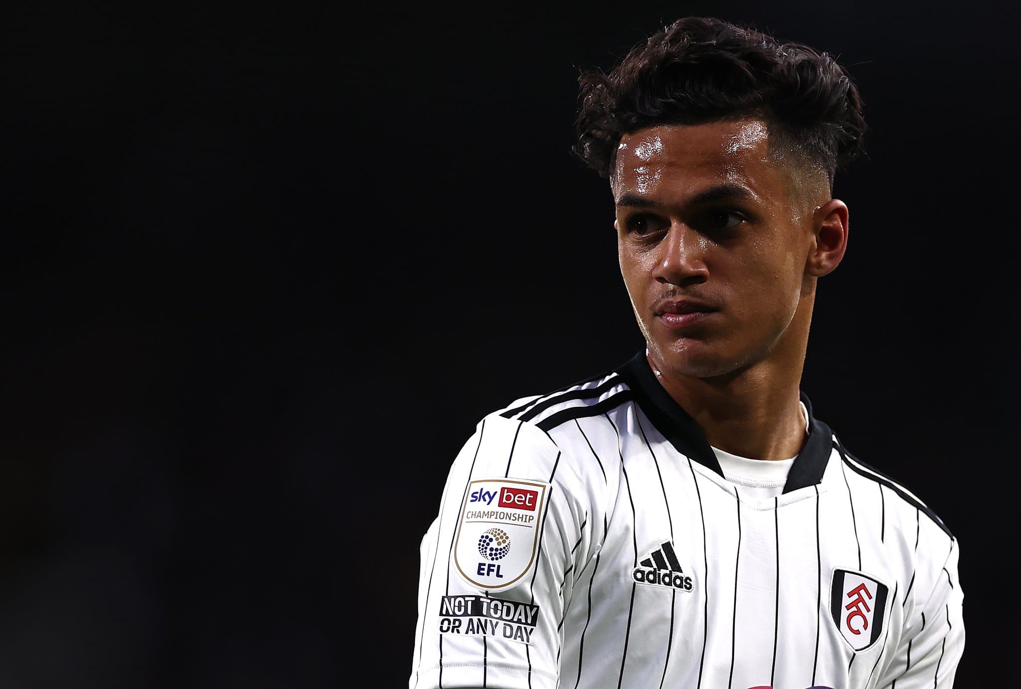 लिभरपुलले अनुबन्ध गर्यो युवा फरवार्ड