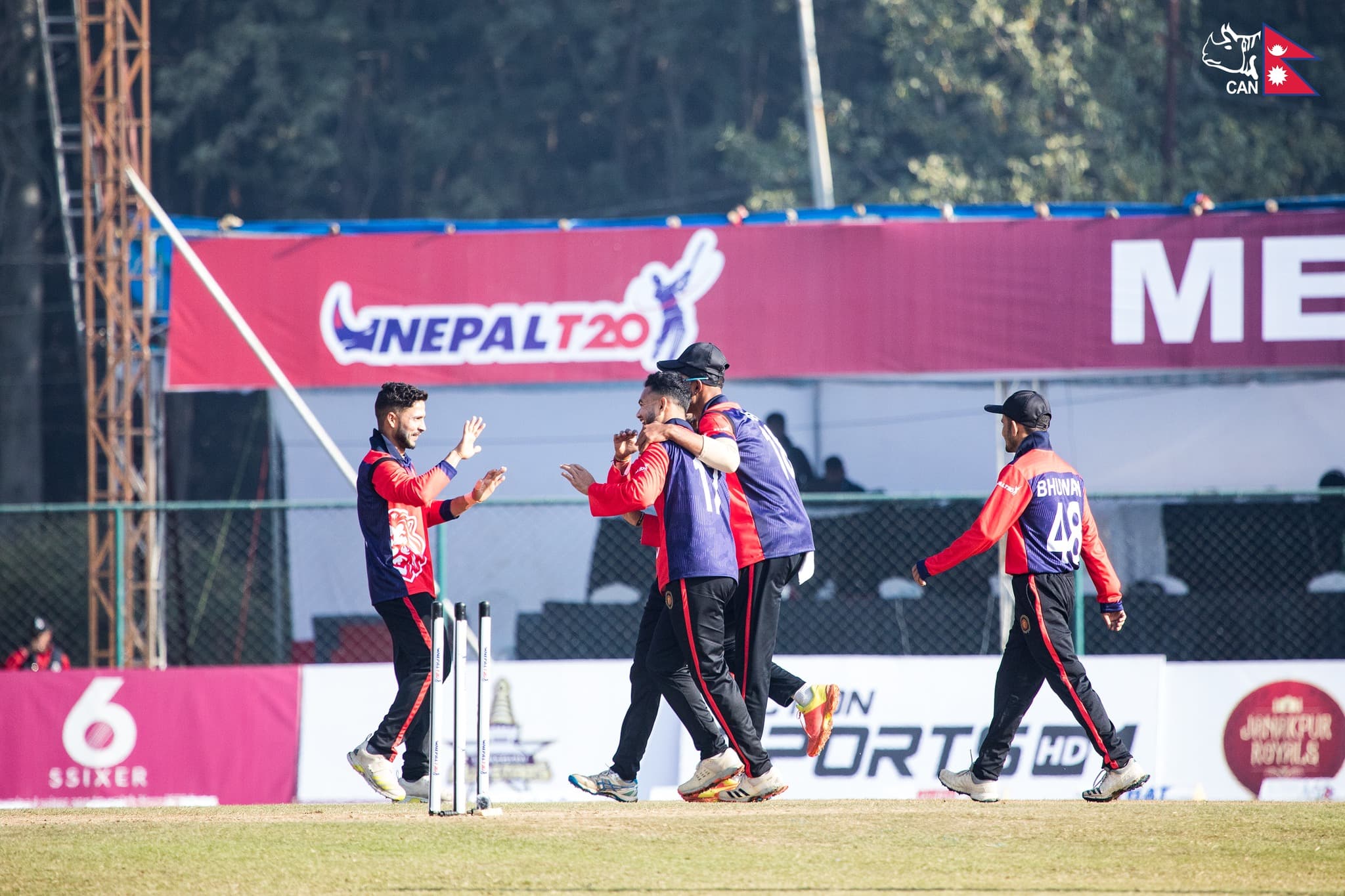 फार वेस्टको प्लेअफ सम्भावना कायमै