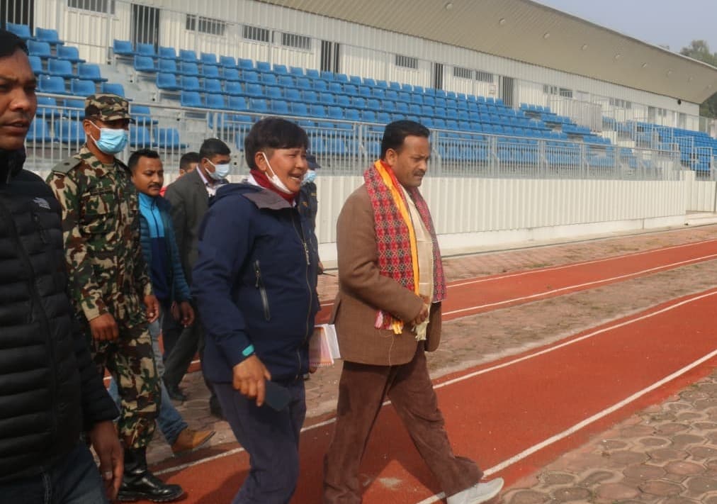 खेलकुद मन्त्री गहतराजले गरे खेल पुर्वाधारको निरिक्षण