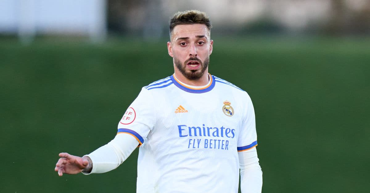 रियलका मारियो लाजियोमा अनुबन्धित