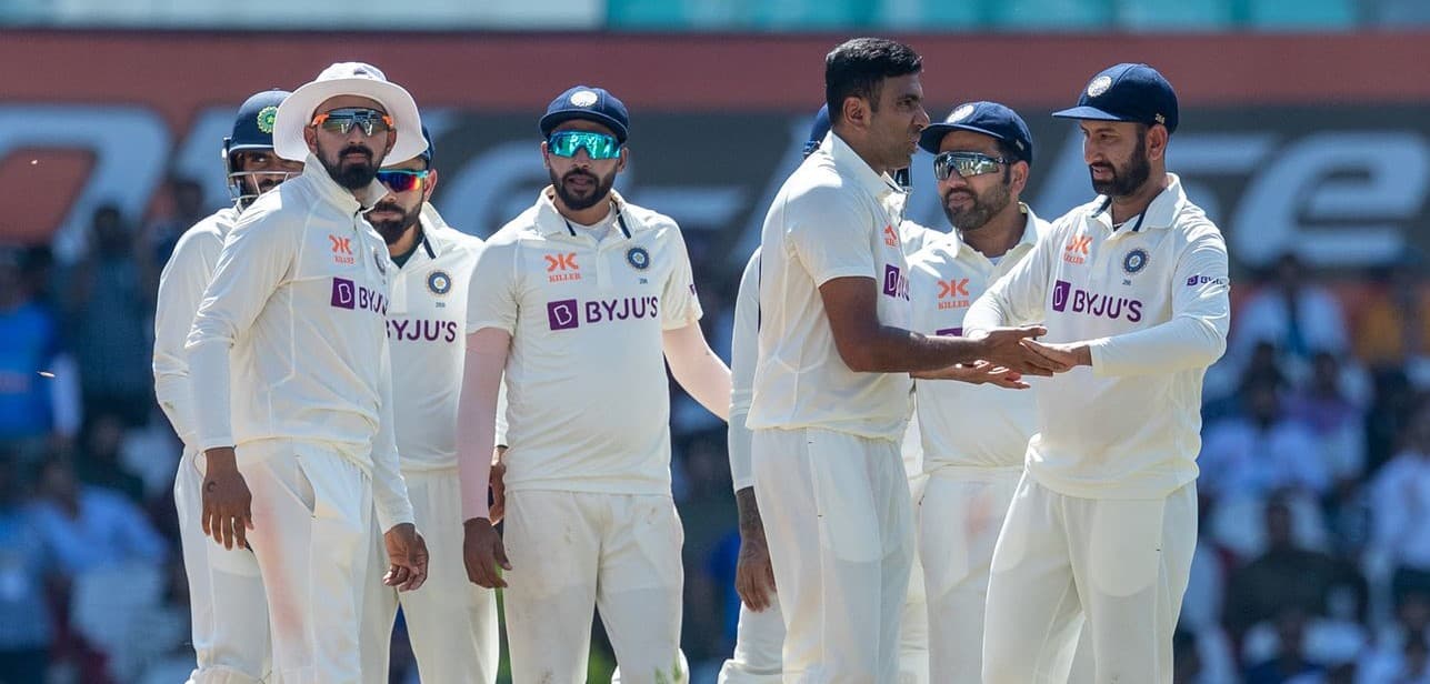 आश्विनको ५ विकेटमा भारतको फराकिलो जित