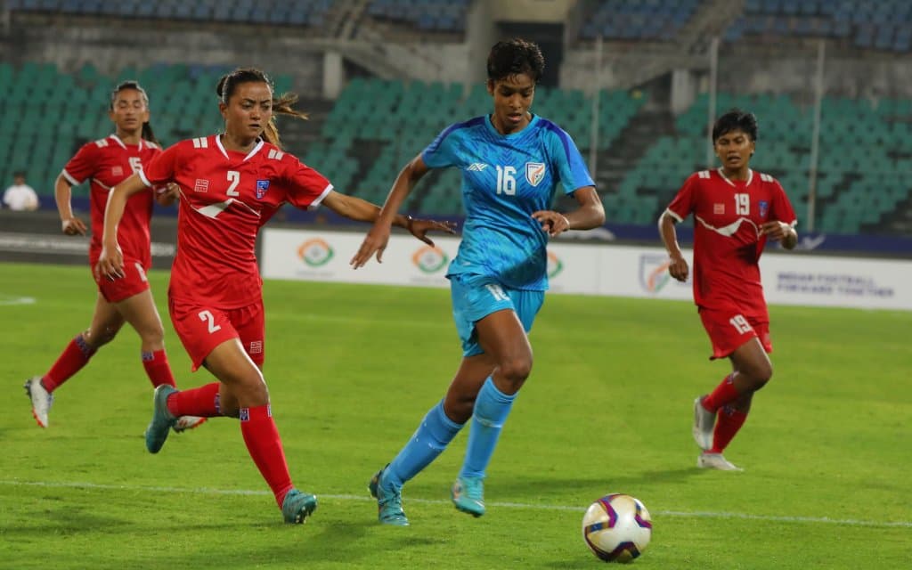 पहिलो हाफमा नेपाल र भारतको बराबरी