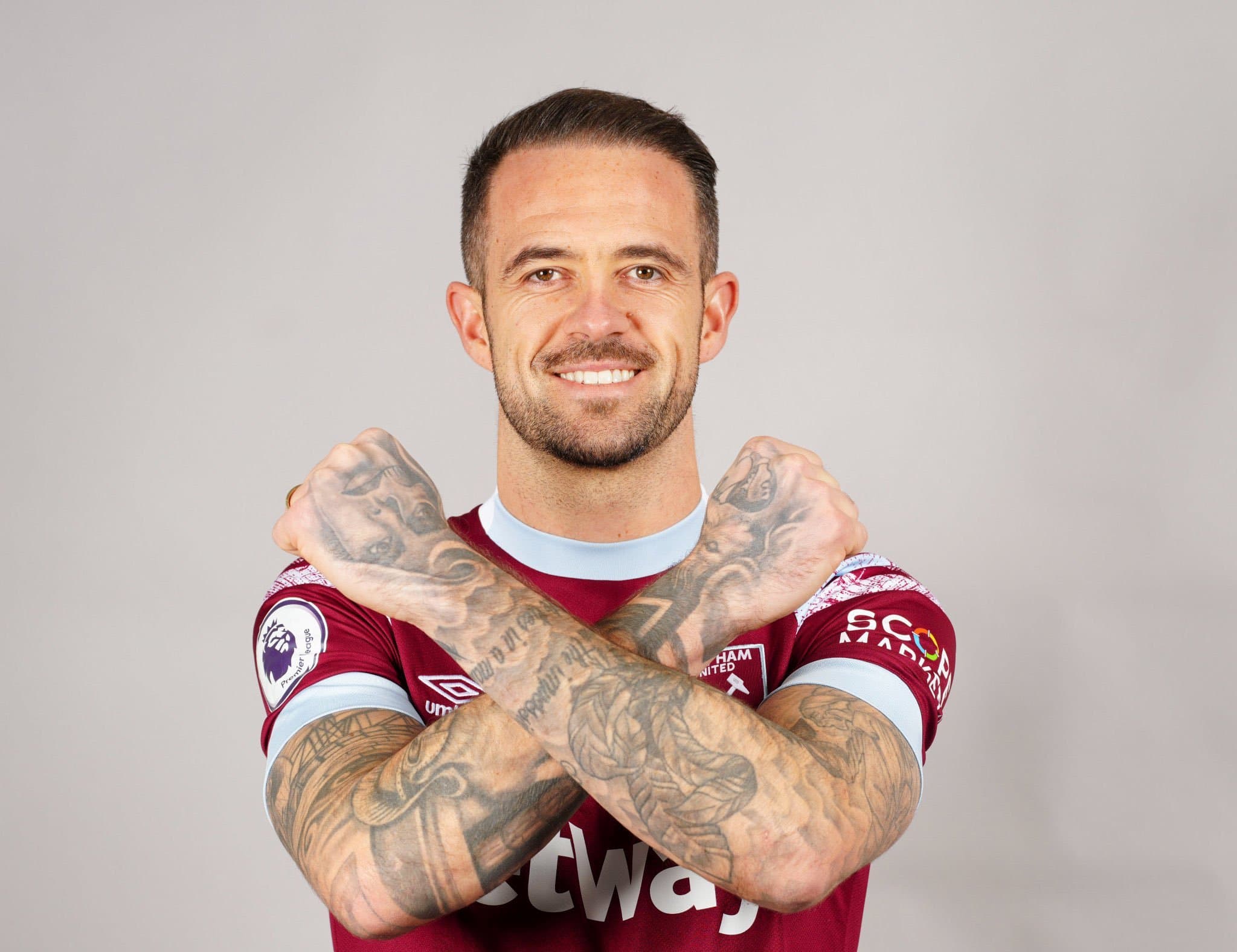 ड्यानी इन्ग्स वेस्ट ह्याममा अनुबन्धित