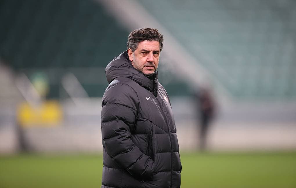 भिटोरिया इजिप्टको मुख्य प्रशिक्षक नियुक्त