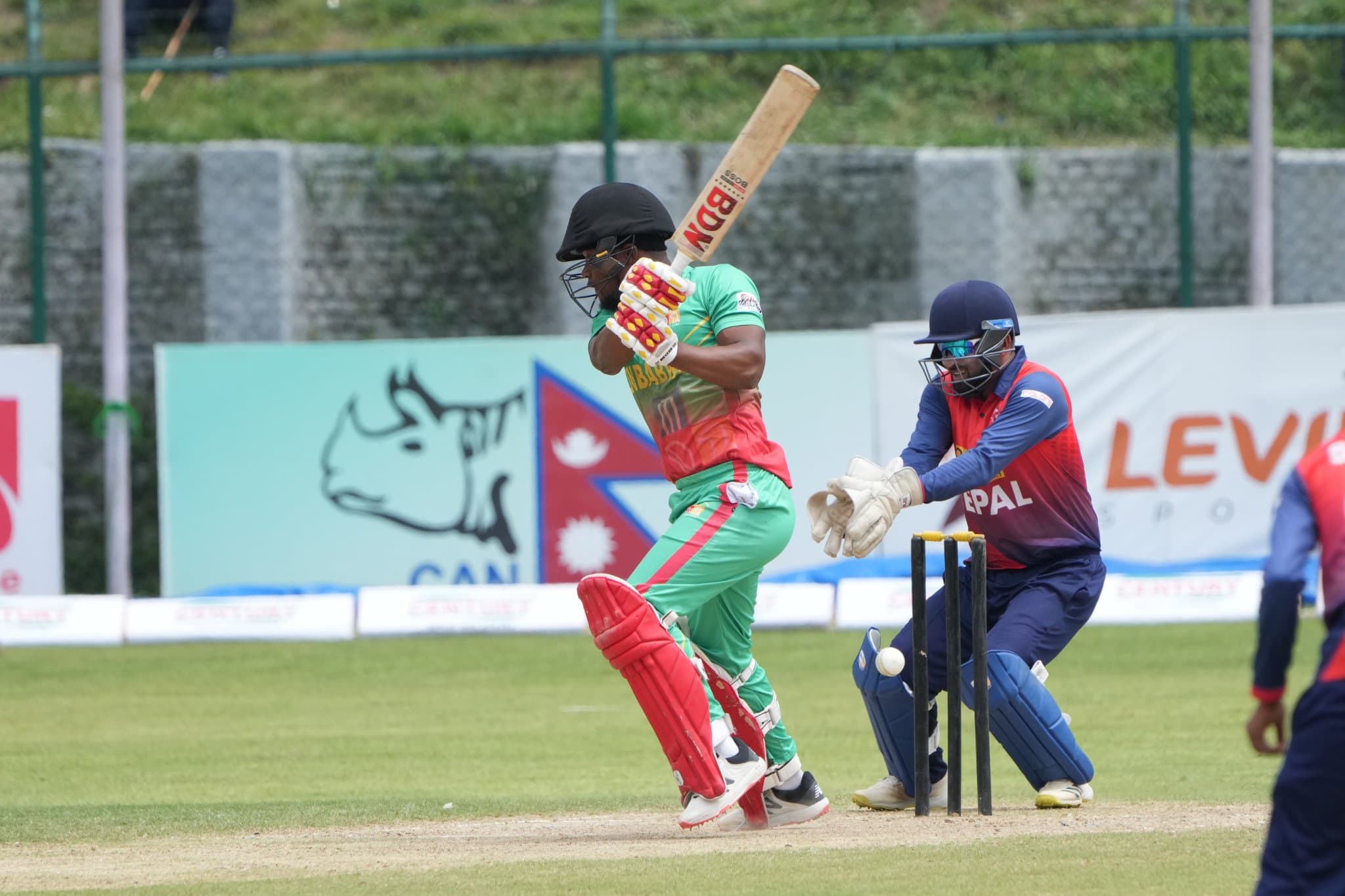 जिम्बावे 'ए' द्वारा नेपाललाई २१४ रनको लक्ष्य