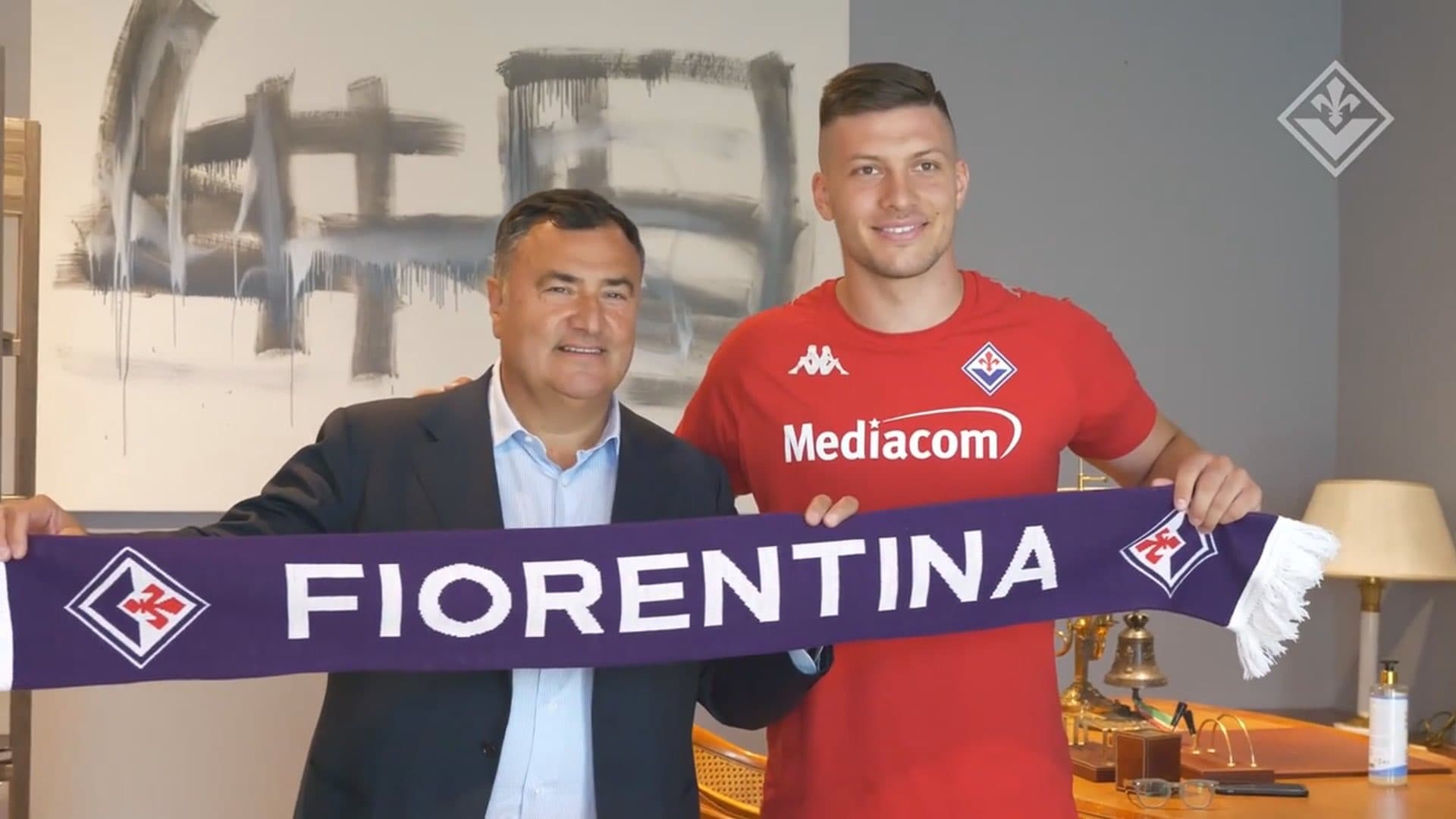 जोभिक फियोरेन्टिनामा अनुबन्धित