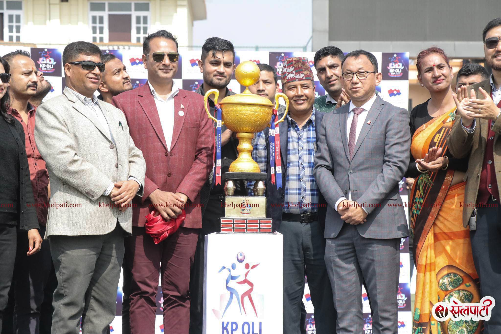 केपी ओली कपको उपाधि ट्रफी सार्वजनिक