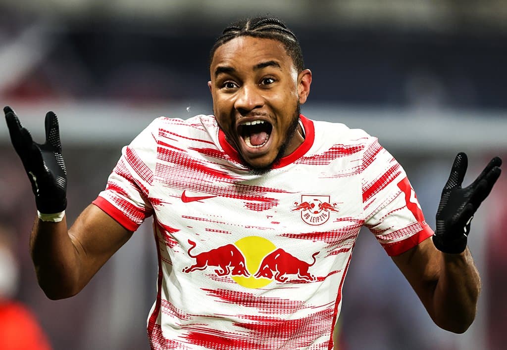 क्रिस्टोफर प्लेयर अफ द सिजन