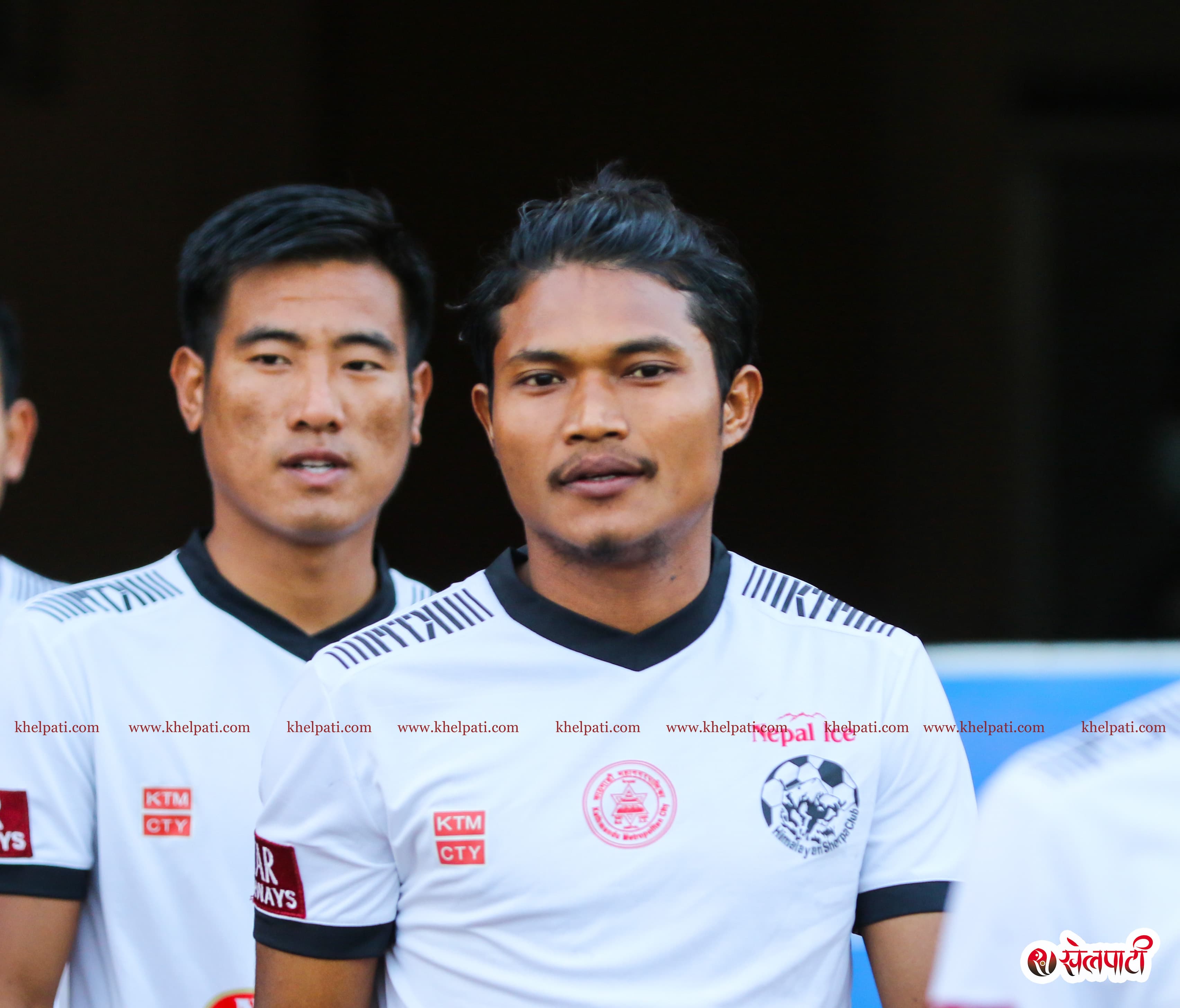 स्ट्राइकर सुरेशद्वारा सम्झौता नवीकरण