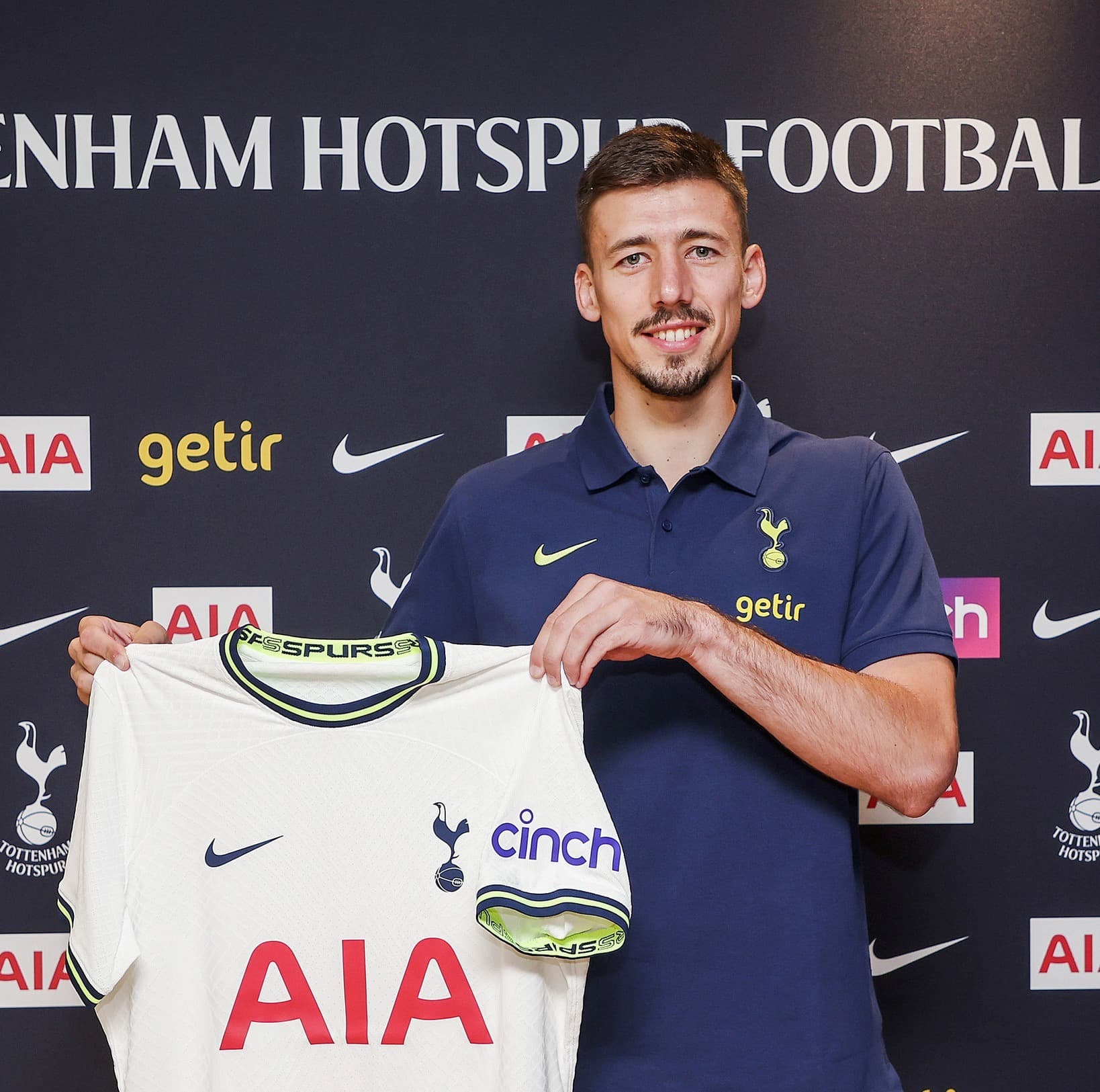 बार्सिलोनाका लेन्ग्लेट टोटेनहममा