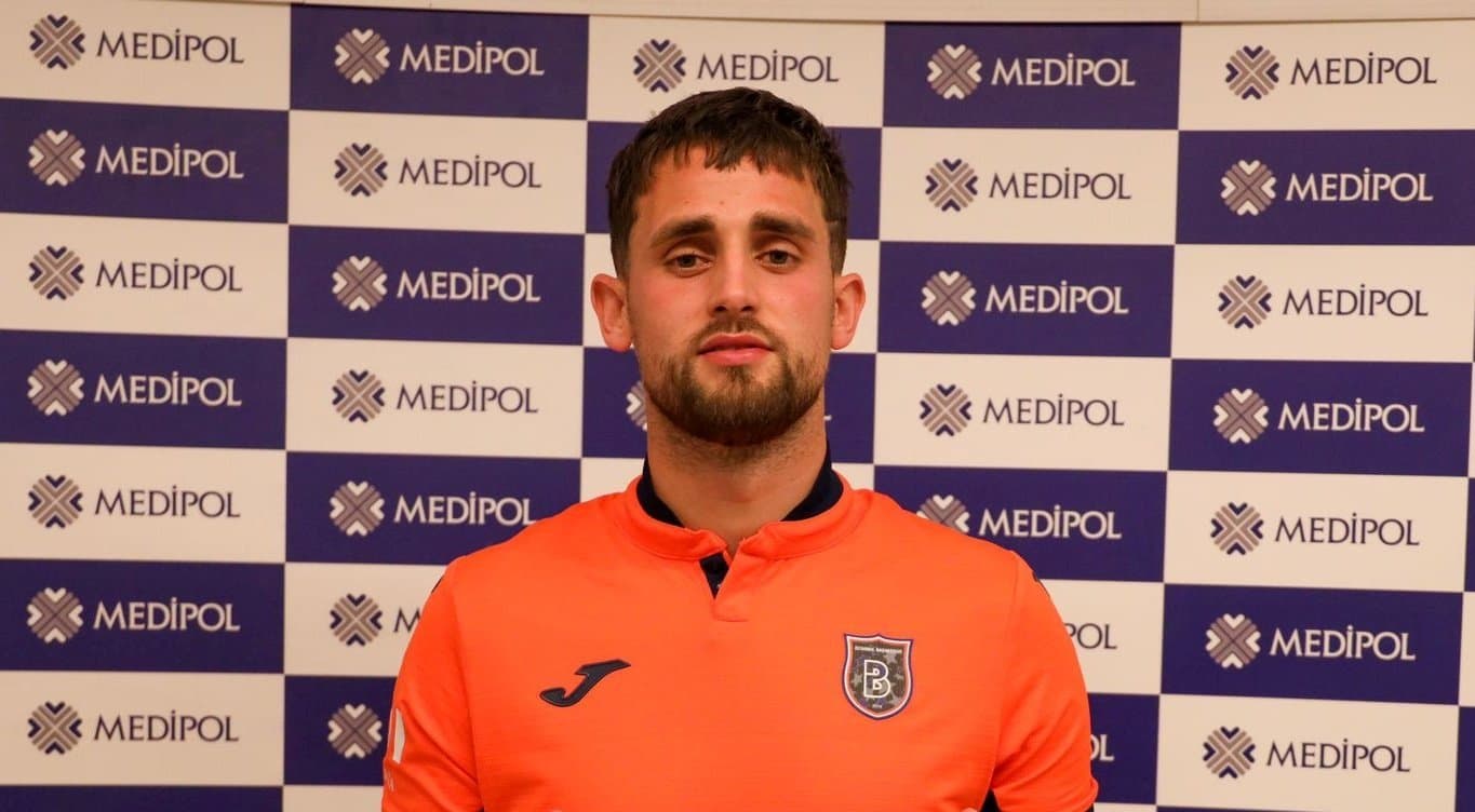 जानुजाज टर्किस क्लबमा