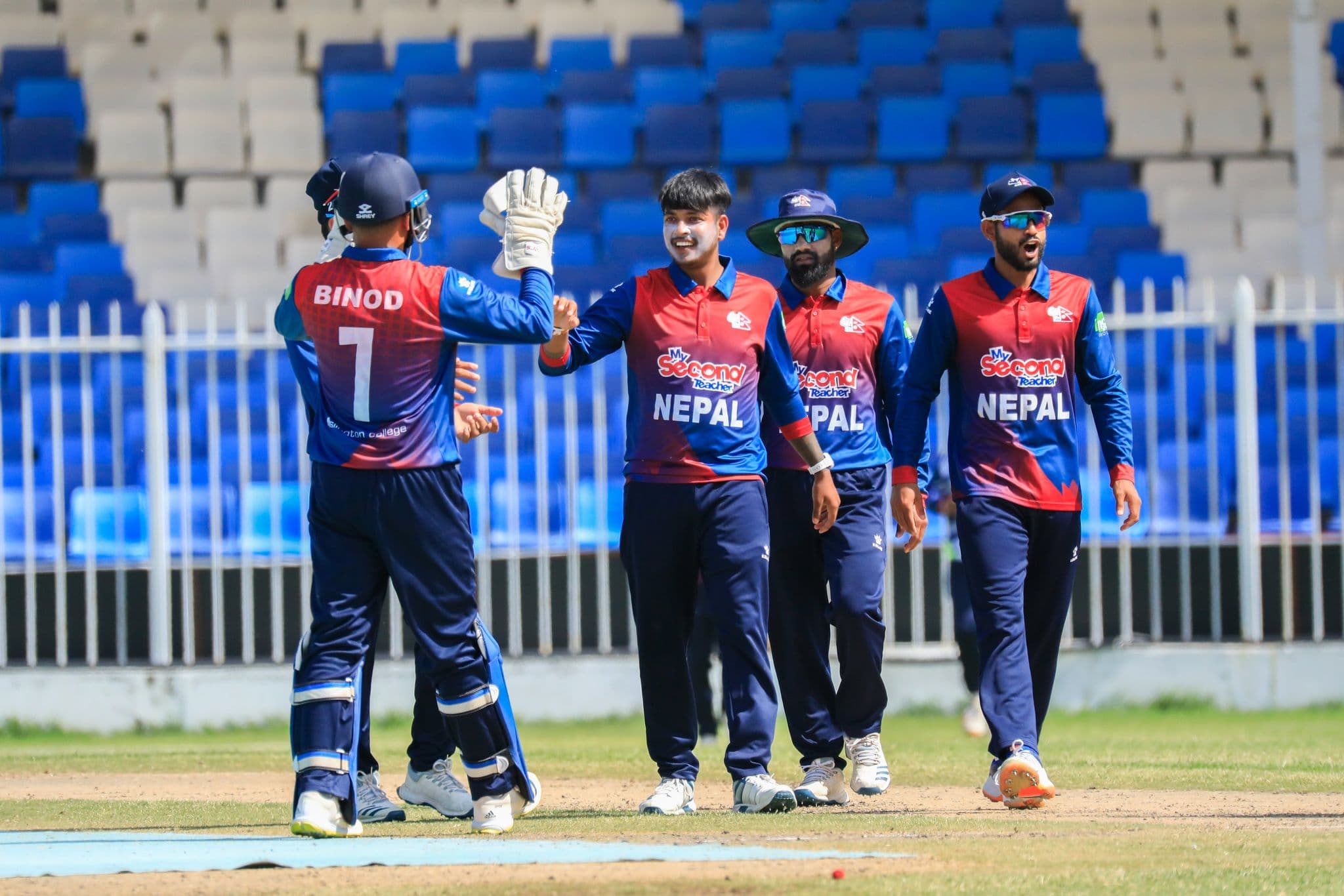 बलियो युएईको सामना गर्दै नेपाल