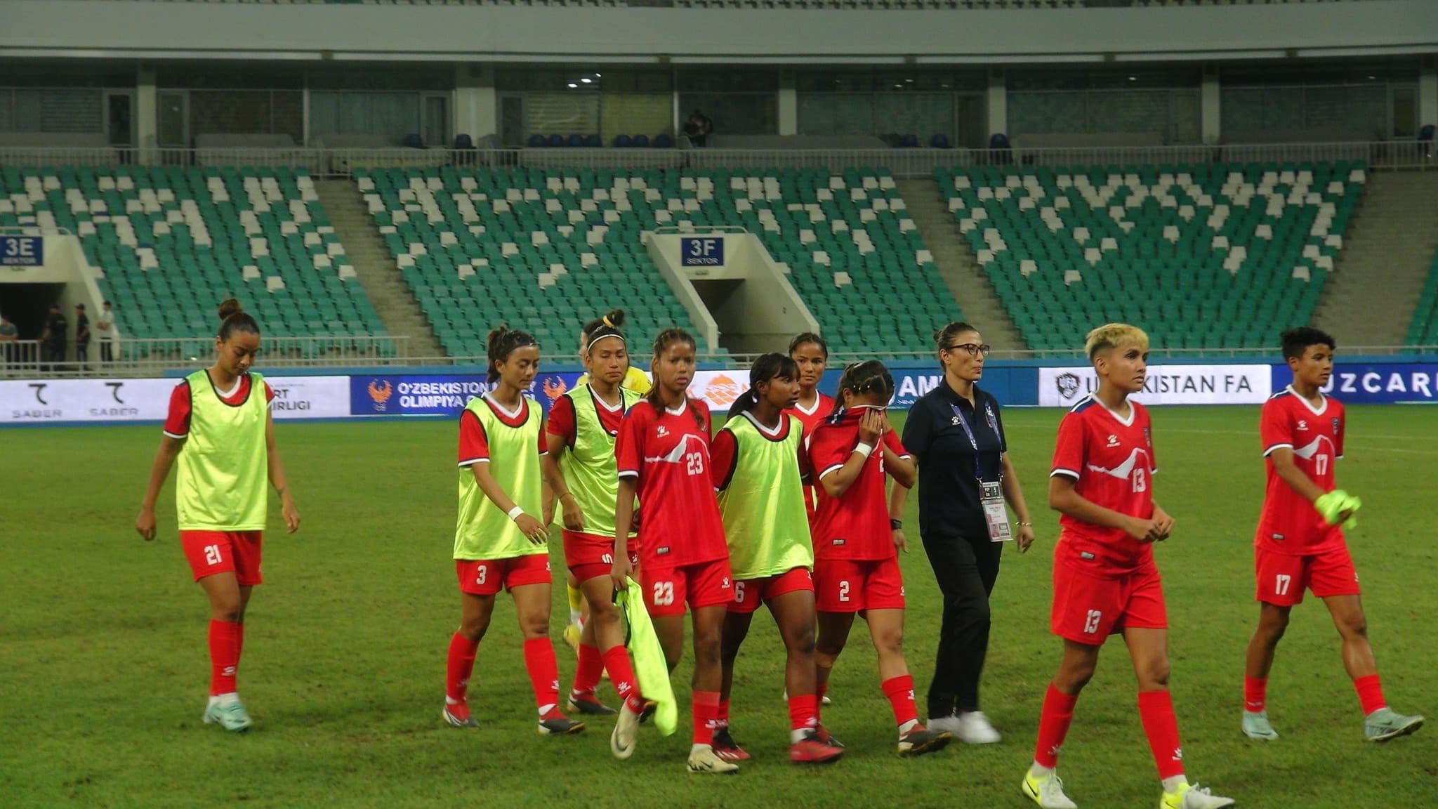 स्वदेश फर्किँदै महिला टोली